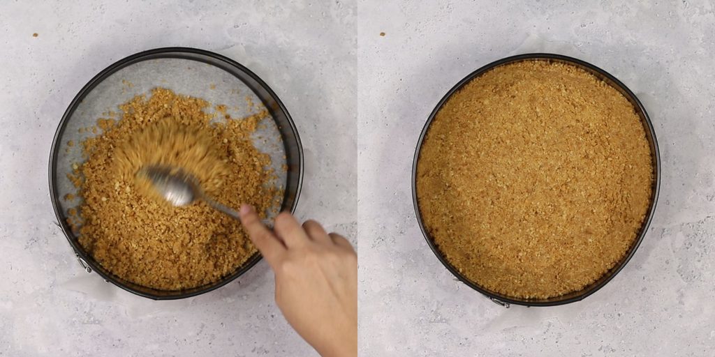 Utiskivanje podloge od mljevenog keksa u okrugli kalup za cheesecake